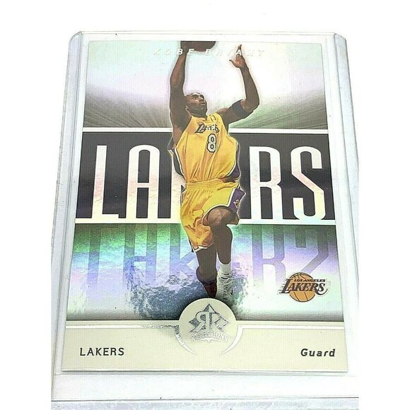 Kobe Bryant Basketball Card #44 Upper Deck 2005-06 NBA Reflections - Picture 3 of 6